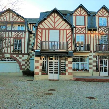 Le Petit Cabourg De La Cour Normande Studio Coeur De Ville -1 A 2 Personness ภายนอก รูปภาพ